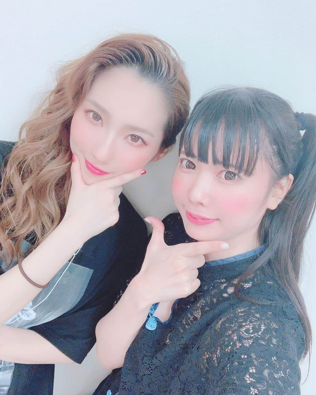 恋汐 りんごさんのインスタグラム写真 - (恋汐 りんごInstagram)「🌻 🍧 🌻 🍧 #TIF #TIF2019 hotstageとsmilegarden あちはわだったなの(Ｕ 'ᴗ' )  きょうはじめてみて 好きになってくれたきみと 出会えたこと、  大好きなきみとあちはわななてゅを 今年もいっしょに過ごせたこと、  ウイぽんが楽屋にきてくれて とてもうれしかったことを ここにしるしておきまる(Ｕ ˘ᴗ˘ Ｕ)」8月2日 23時13分 - sioringogo