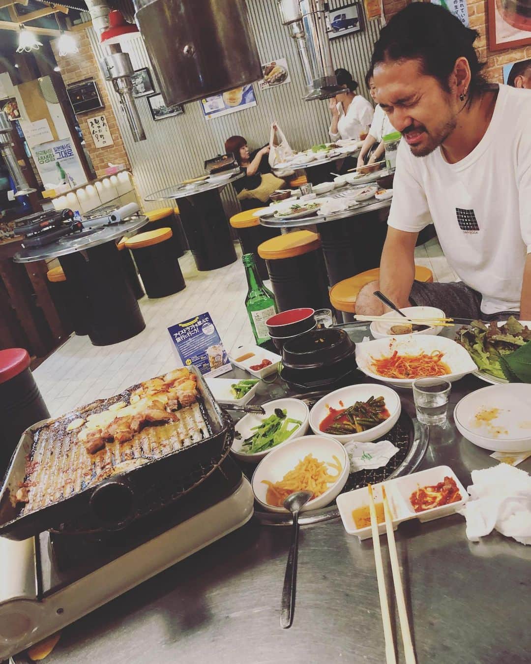 松尾光次さんのインスタグラム写真 - (松尾光次Instagram)「夜ごはん。酒。 #韓国料理」8月2日 23時21分 - koji_swanky_dank