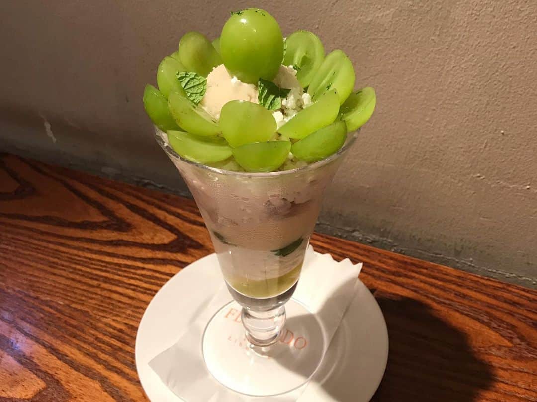 秦まり子のグルメインスタ