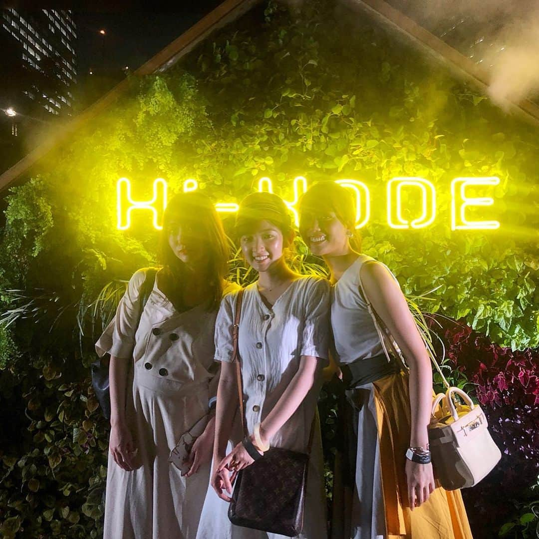 神谷由香さんのインスタグラム写真 - (神谷由香Instagram)「Hi-NODE OPENING PARTY🚢✨ .  8月3日（土）からオープンする 日の出埠頭に新施設 “Hi-NODE” 一足先にお邪魔してきました🥂  東京湾の夕景、夜景と芝生にレストランも カフェもあって広々気持ちよかった( ◠‿◠ )  またいきたいな〜〜💞 #hi_node」8月2日 23時26分 - kamiya_yuka_