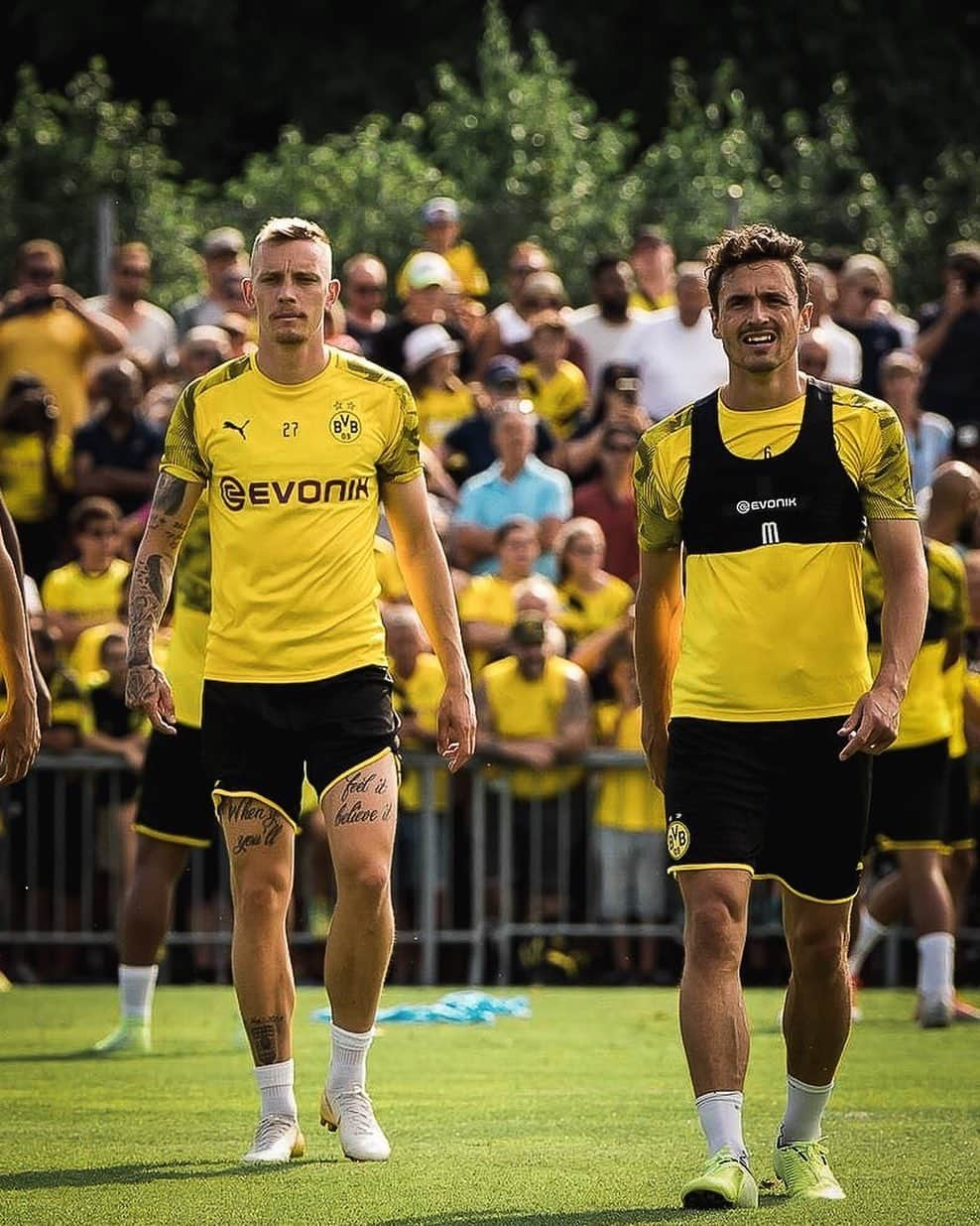 マリウス・ゲルスベックさんのインスタグラム写真 - (マリウス・ゲルスベックInstagram)「Ready. 🐺 @thomasdelaney @bvb09  #MW27 #UNLEASHTHEWOLF #Supercup2019 #BVBFCB」8月2日 23時58分 - mariuswolf27