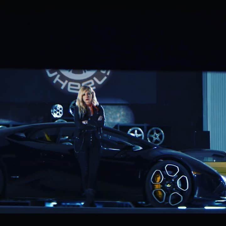 キャサリン・ウィニックのインスタグラム：「Check it out! Snoop Dog & Wu Assassins team up. #Netflix #comingsoon」