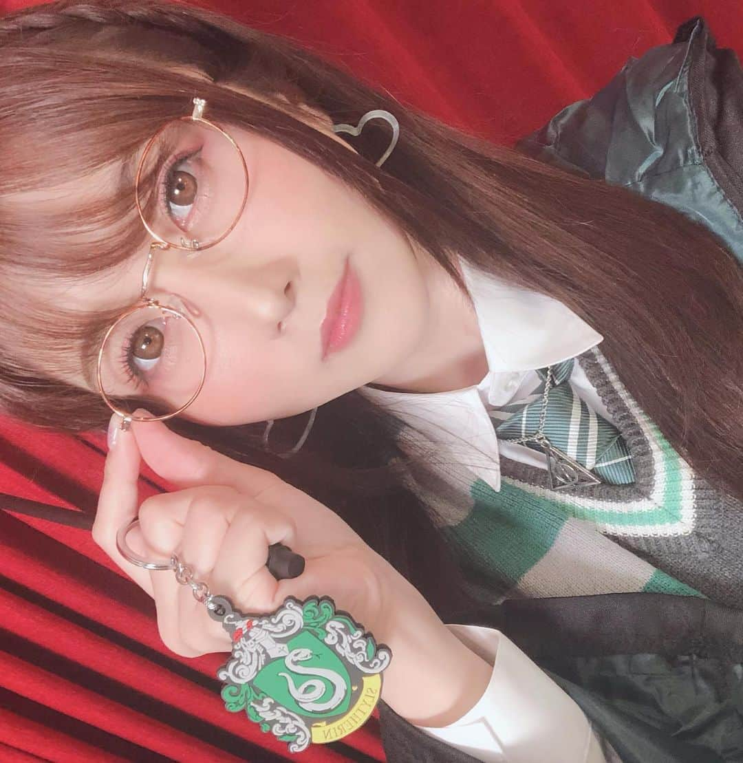 大槻ひびきさんのインスタグラム写真 - (大槻ひびきInstagram)「どうも。 スネイプてんてーの嫁です。 毎日魔法同盟ログイン必須🌟 #harrypotter  #ハリーポッター #ハリポタ #スリザリン #スネイプ #スネイプてんての嫁 #魔法同盟」8月3日 0時47分 - yanhibi0221