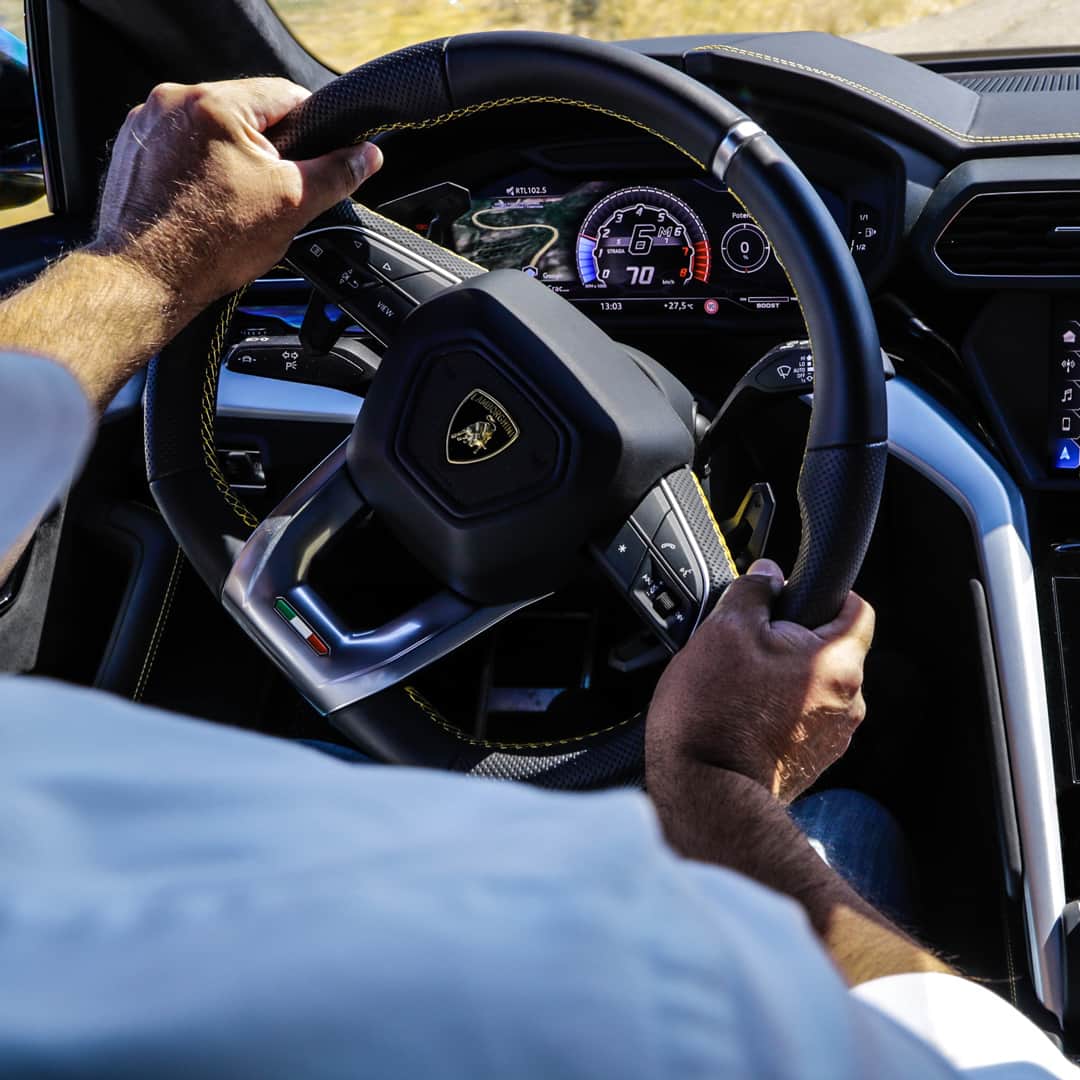 ランボルギーニのインスタグラム：「Feel the power in your hands.  Lamborghini Urus combines pleasure and performance, making the driving experience something unique, thanks to its Lamborghini Infotainment System III and the ANIMA Selector.  #Lamborghini #Urus #SinceWeMadeItPossible」