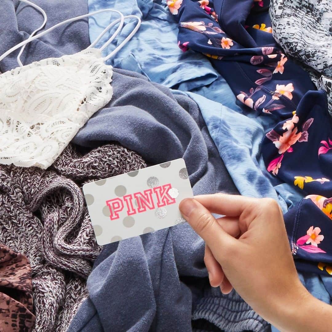 Victoria's Secret PINKさんのインスタグラム写真 - (Victoria's Secret PINKInstagram)「🚨WIN & SHOP🚨 It's PINK Friday, but don't let your shopping haul stop there. We know you want to WIN a $500 PINK e-gift card‼️ Here’s how:  Step 1: Follow @VSPINK  Step 2: Leave a comment with a 🛍and include #PINKSweepstakes to enter  No purch nec. US res only, age of maj. Ends 8/3/19 at 12:00 P.M. (noon). Void where prohibited. (Not void in New Jersey). See rules [http://bit.ly/2GGAZpP].」8月3日 1時01分 - vspink