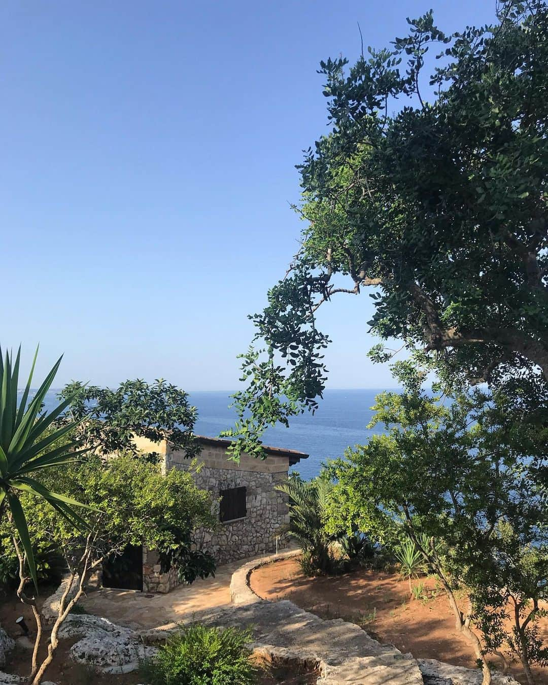 メラニー・サイクスさんのインスタグラム写真 - (メラニー・サイクスInstagram)「Saying goodbye to our little corner of heaven 💙 #familyholiday #myboys #italy #lecce #puglia」8月3日 1時19分 - msmelaniesykes