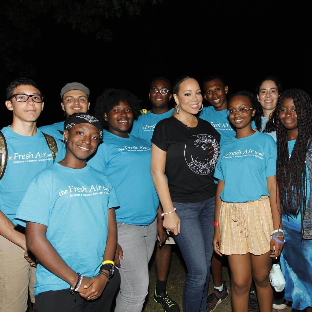 マライア・キャリーさんのインスタグラム写真 - (マライア・キャリーInstagram)「Happy anniversary "CAMP MARIAH"!!!! I was so honored to celebrate this milestone with @thefreshairfund at the career awareness summer camp that we founded together back in 1994. This cause is so close to my heart, and the opportunity to bring my own kids to meet the campers and amazing staff was the highlight of my summer so far.  To make the day even more perfect, we were joined by the incredible @mistyonpointe who showed us all that hard work pays off! Misty's prolific career and unprecedented accomplishments have inspired so many. Getting to finally meet her, and knowing how much she has overcome as a biracial woman to get to where she is, is so inspiring to me. I'm forever a fan. See you next year, everyone! 📷 Joan Barker」8月3日 1時46分 - mariahcarey