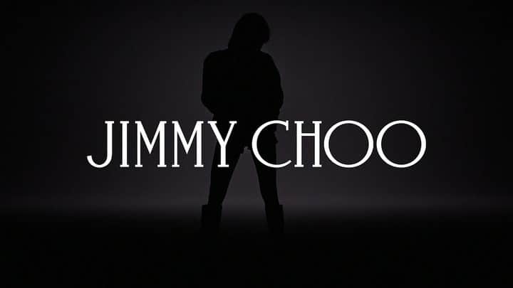 猪俣ユキのインスタグラム：「New work for Jimmy Choo!!! Watch full version on @jimmychoo https://www.jimmychoo.jp/ja/home Jimmy Choo から新たなロゴを配したJC Collectionがデビュー。自身の過去をしっかりと見つめながら、野心と情熱をもって常に前進する"Modern Heroine"というJCロゴのもつアイデンティティを基にJimmy Choo Tokyo初のビデオをディレクションさせていただきました。今回よりミューズに就任された森星さん に、Jimmy Chooの10センチ越えのシューズを履いていただき60's,70's,90'sと2019年の4世代のミューズをダンスを通してエナジェティックに演じてもらいました。このプロフェッショナルでカラフルな表現力、そして内面からのエナジー炸裂でまさにModern Heroineという言葉通りの存在。シンプルだけど、ファンキーなビデオに仕上がっています。誰でも踊れる"Choo"ダンスも作りましたので是非覚えて学校で会社でやってみてください。フルバージョンをオフィシャルサイトで見れます。 https://www.jimmychoo.jp/ja/home  Starring: @hikari  DP: Takaki Kumada Lighting Director: Hiroyuki Furuo Stylist: @mitershinichi  Hair artist: @jungotohair  Make up artist: Mariko Shimada Choreographer: Fumihito Tanaka Music : @xavier_bangbang "Everyday Icon" bangbang feat @stefanlacquer  Producer: @sugarsugarbear production: Paragon  #jimmychoo #jccollection #hikarimori #森星」