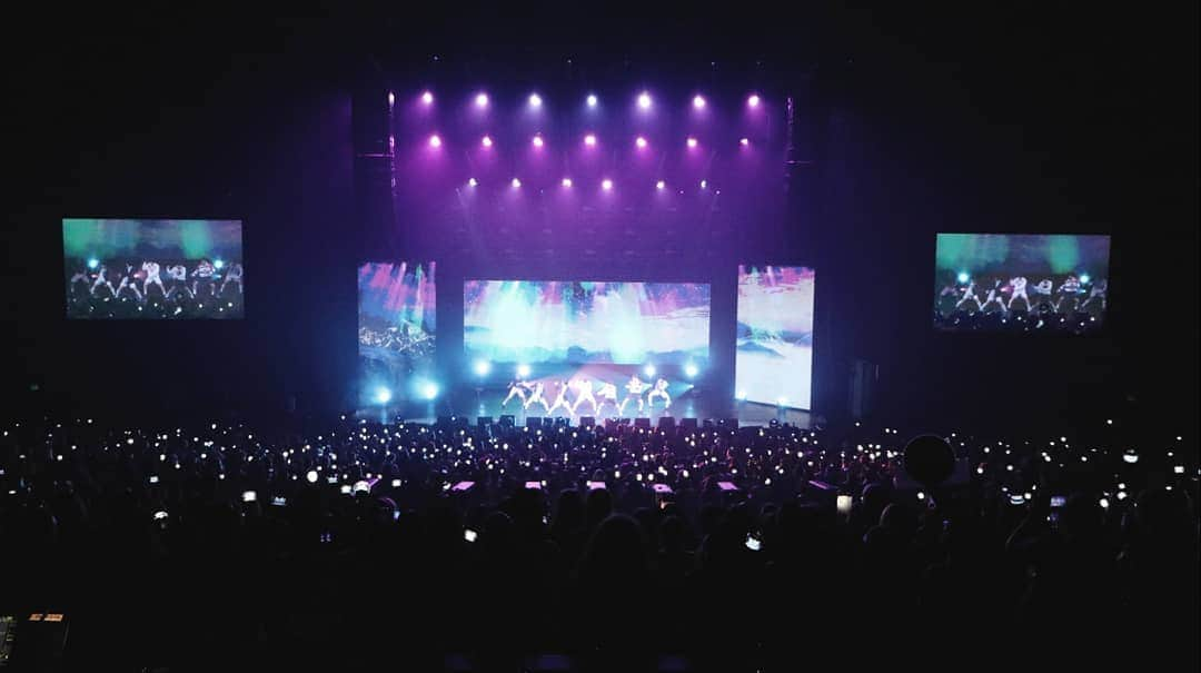 Monsta Xさんのインスタグラム写真 - (Monsta XInstagram)「[#MONSTA_X]  2019 MONSTA X WORLD TOUR  #WE_ARE_HERE PHOTO BEHIND  #MONSTAX #몬스타엑스 #WEAREHERETOUR >> 2019 MONSTA X WORLD TOUR <WE ARE HERE> IN LA 👉 https://www.vlive.tv/video/140278」8月3日 11時16分 - official_monsta_x