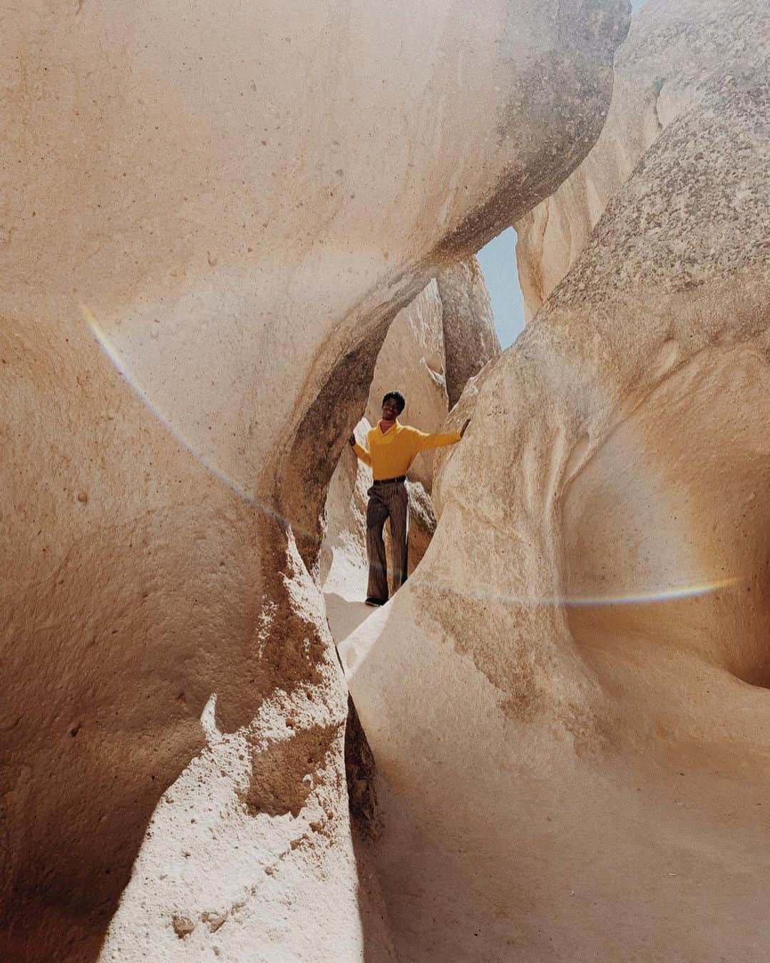 ベラ・ハディッドさんのインスタグラム写真 - (ベラ・ハディッドInstagram)「Memories 🙏🏽 #Cappadocia @missoni from my eyes 🖤🖤 Thank you @missbrunello ✨」8月3日 11時29分 - bellahadid