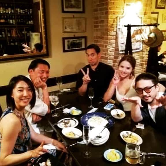 鈴木涼美さんのインスタグラム写真 - (鈴木涼美Instagram)「Friendship never ends. Welcome back in Tokyo, Kae! #centoanni #shibuyarestaurant #sfc #friends #college_diaries」8月3日 11時52分 - suzumisuzuki