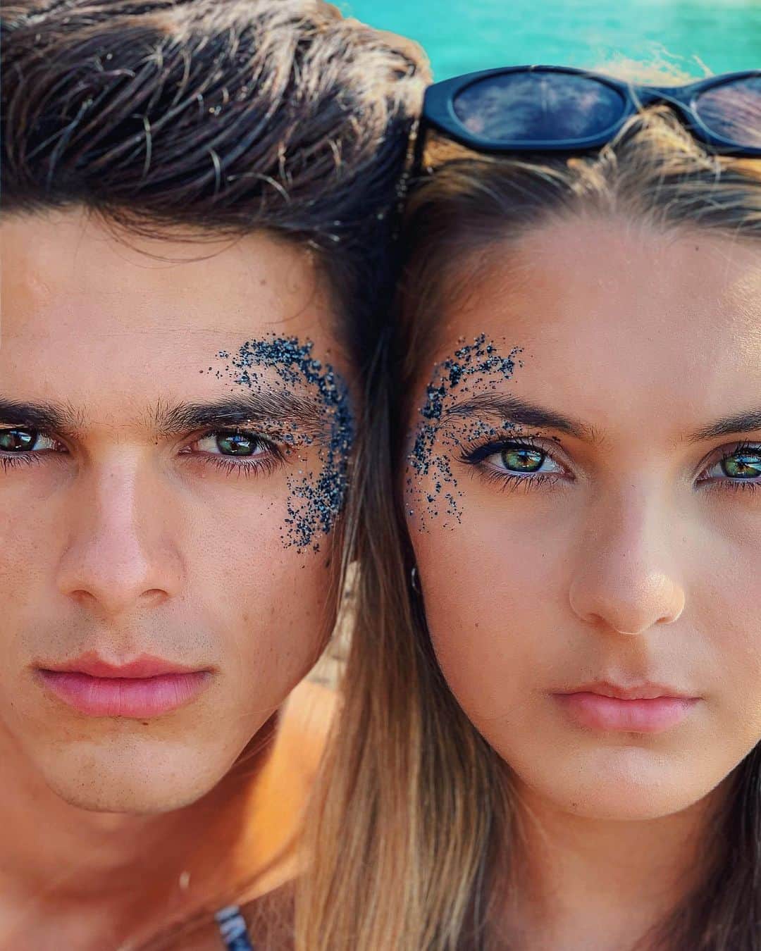 Brent Riveraのインスタグラム：「Hawaii with my sister 🌺 comment your dream place to visit?❤️」