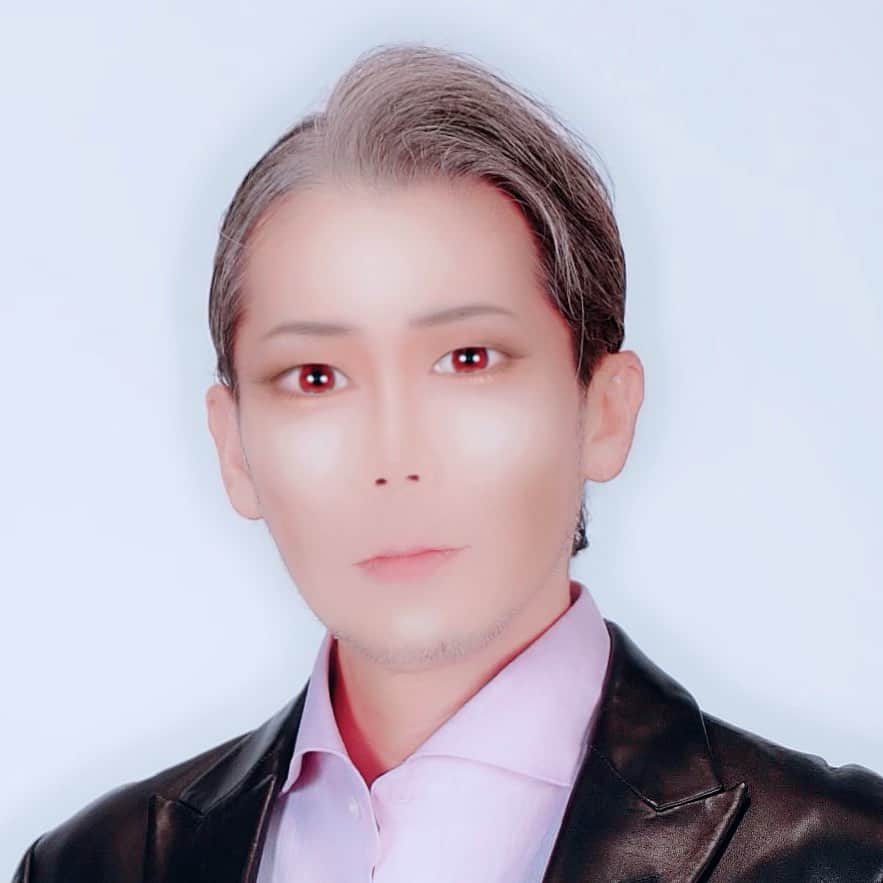 火口秀幸のインスタグラム：「Mattさん風 いやぁ〜 全然 勝てないなッ 頑張ろうッ #吉本坂46 #RED #HIDEBOH」
