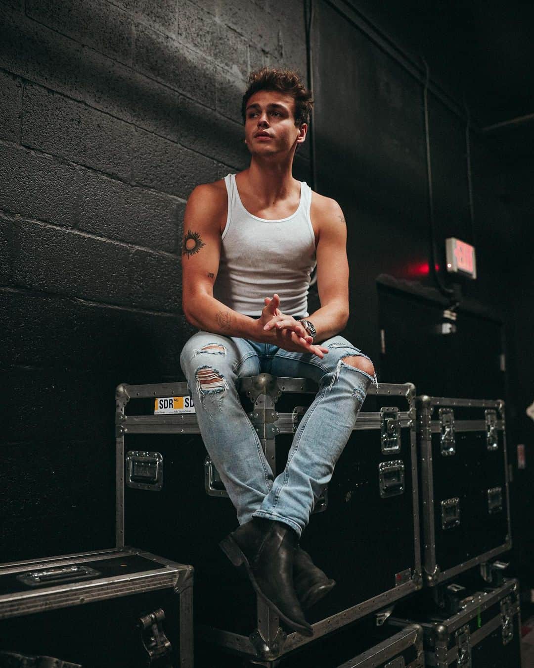 Jonahmaraisのインスタグラム：「nobody knows you like i do」