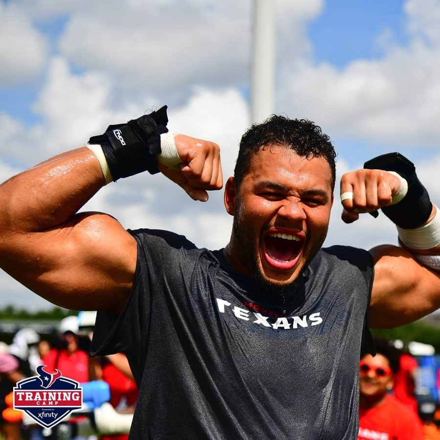 ヒューストン・テキサンズさんのインスタグラム写真 - (ヒューストン・テキサンズInstagram)「Which off day mood are you? #FridayFeeling #TexansCamp」8月3日 5時14分 - houstontexans