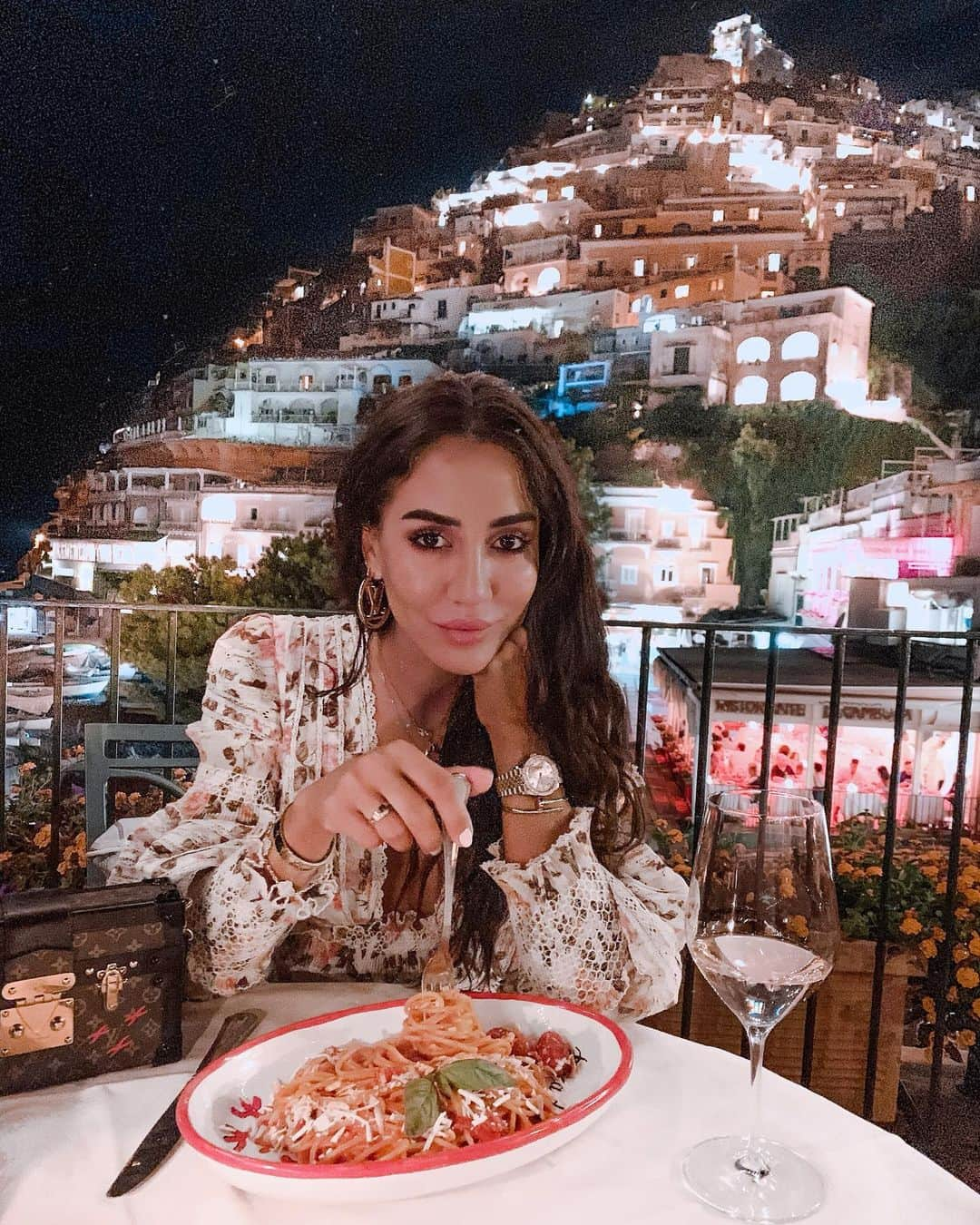 Tamara Kalinicさんのインスタグラム写真 - (Tamara KalinicInstagram)「Warm summer nights #positano #dinner」8月3日 5時26分 - tamara