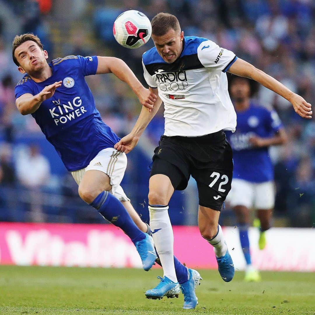 アタランタBCさんのインスタグラム写真 - (アタランタBCInstagram)「#LeicesterAtalanta | 2-1 | #FullTime ⚽️ @luisfmuriel9 (R)  Non riesce la rimonta ai nerazzurri, @lcfc batte #Atalanta 2-1 😐 #Atalanta can’t come from behind, Leicester wins 2-1 😕 — #GoAtalantaGo ⚫️🔵 #preseasonUK 🇬🇧」8月3日 5時36分 - atalantabc