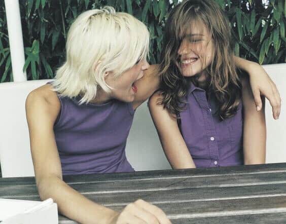 のインスタグラム：「Friday Night Vibes 💫 #MerDuNord Spring 2002」