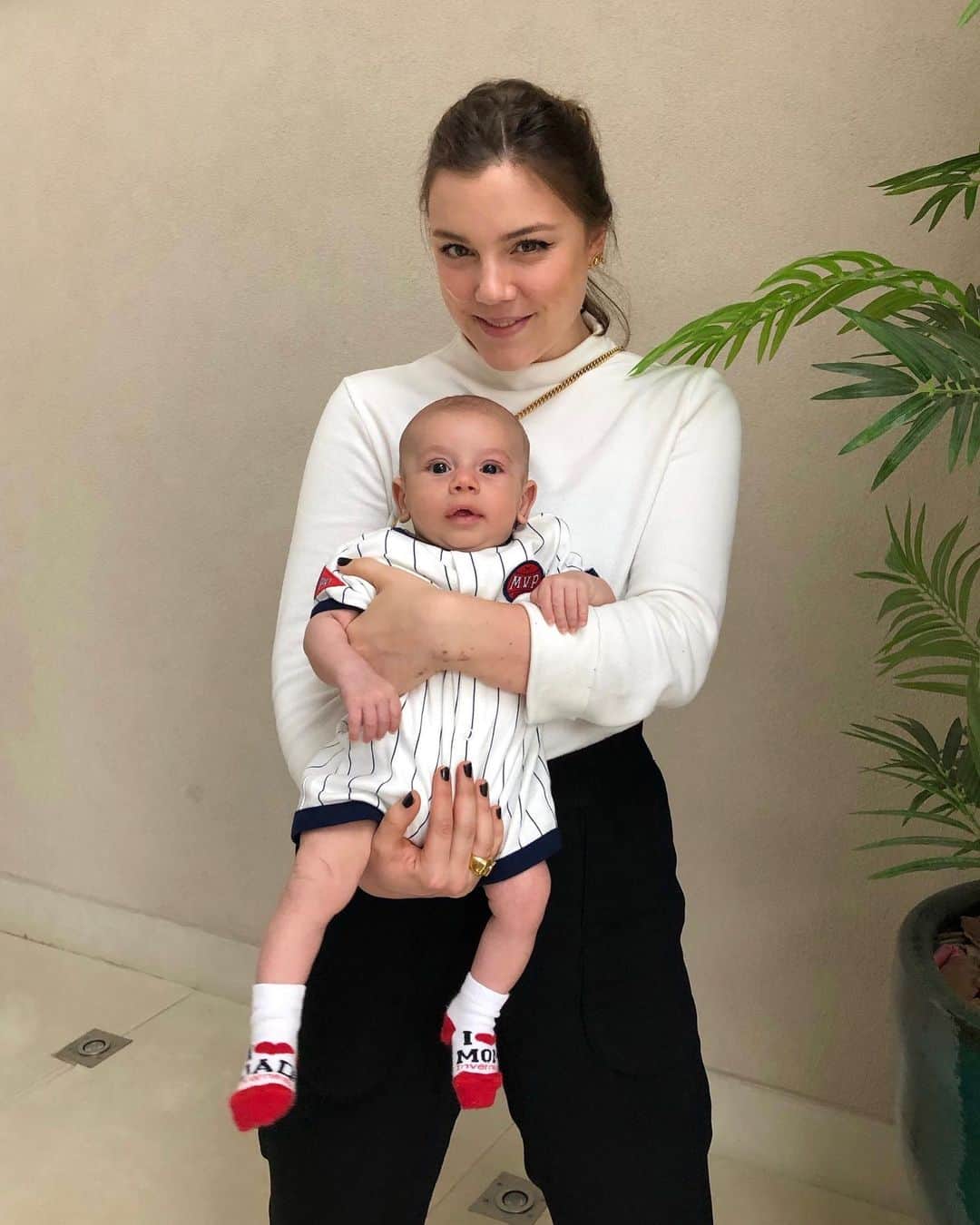 Alice Wegmannのインスタグラム：「não to guentano @leodeassismatte」