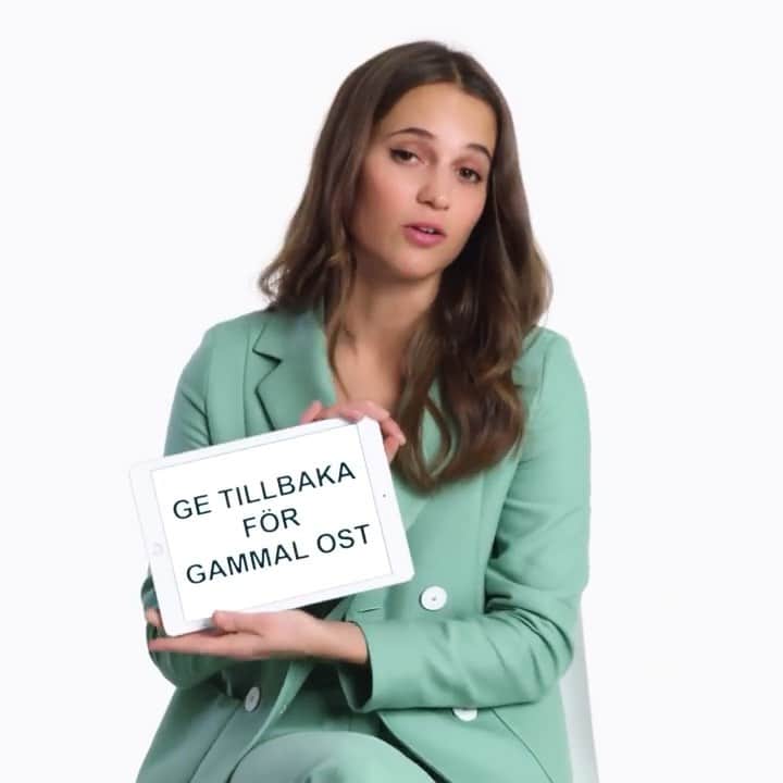 アリシア・ヴィキャンデルのインスタグラム：「A very important Swedish saying.」
