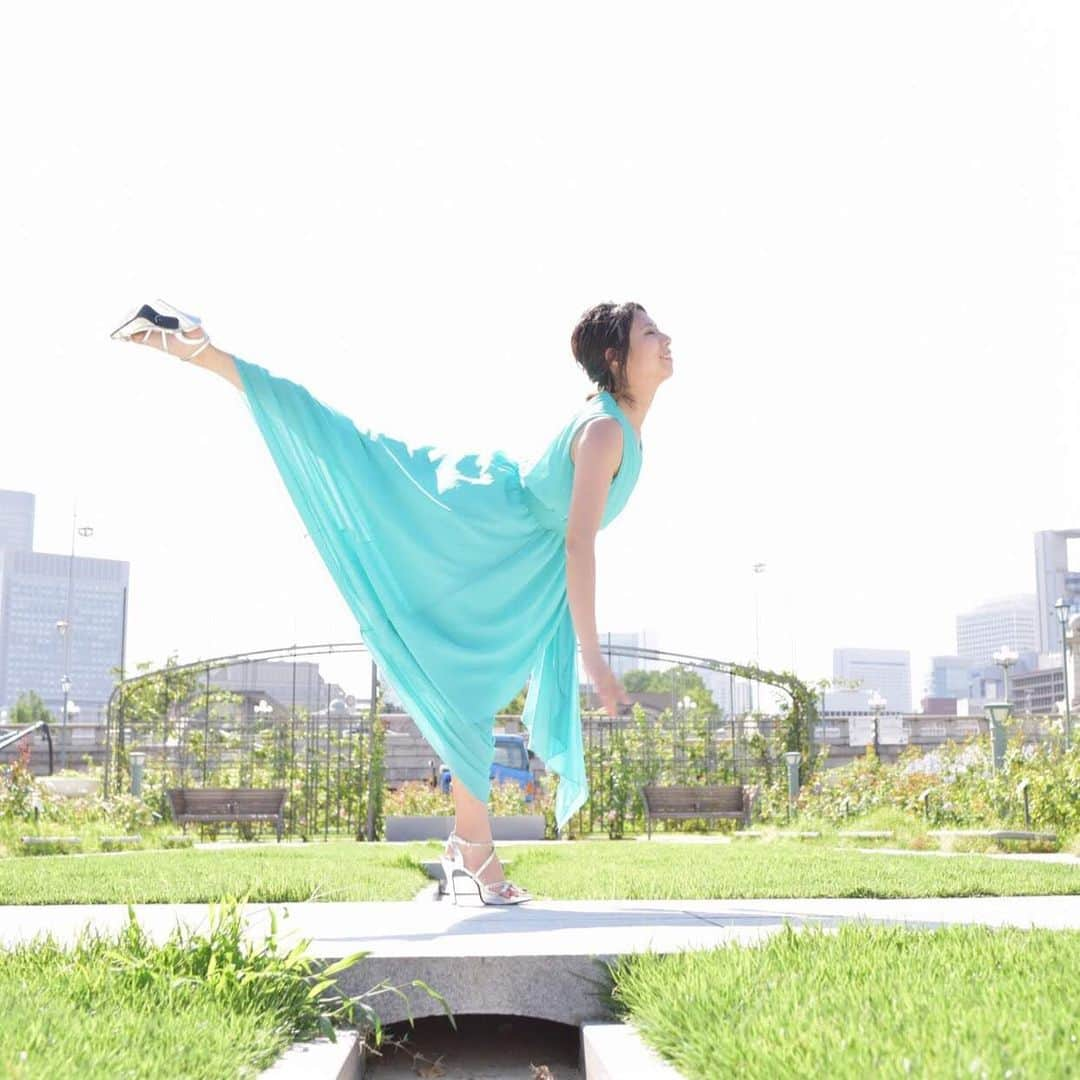 佐々木みえさんのインスタグラム写真 - (佐々木みえInstagram)「もっと踊りたい！ 1週間ずっと大学で勉強してたし！ 外で踊りたい！！ #ダンス #dance #fashion #dancer #followme #衣装  #ストレッチ #柔軟 #体幹 #ダイエット #バランス #リラックス #脚 #くびれ #自分磨き #痩せたい #痩せる #シェイプアップ #ダイエット仲間募集中 #ボディメイキング #アンチエイジング #太もも #継続は力なり #見た目重視 #綺麗になりたい #トレーニング #bodymake」8月3日 8時12分 - ruby.sasamin