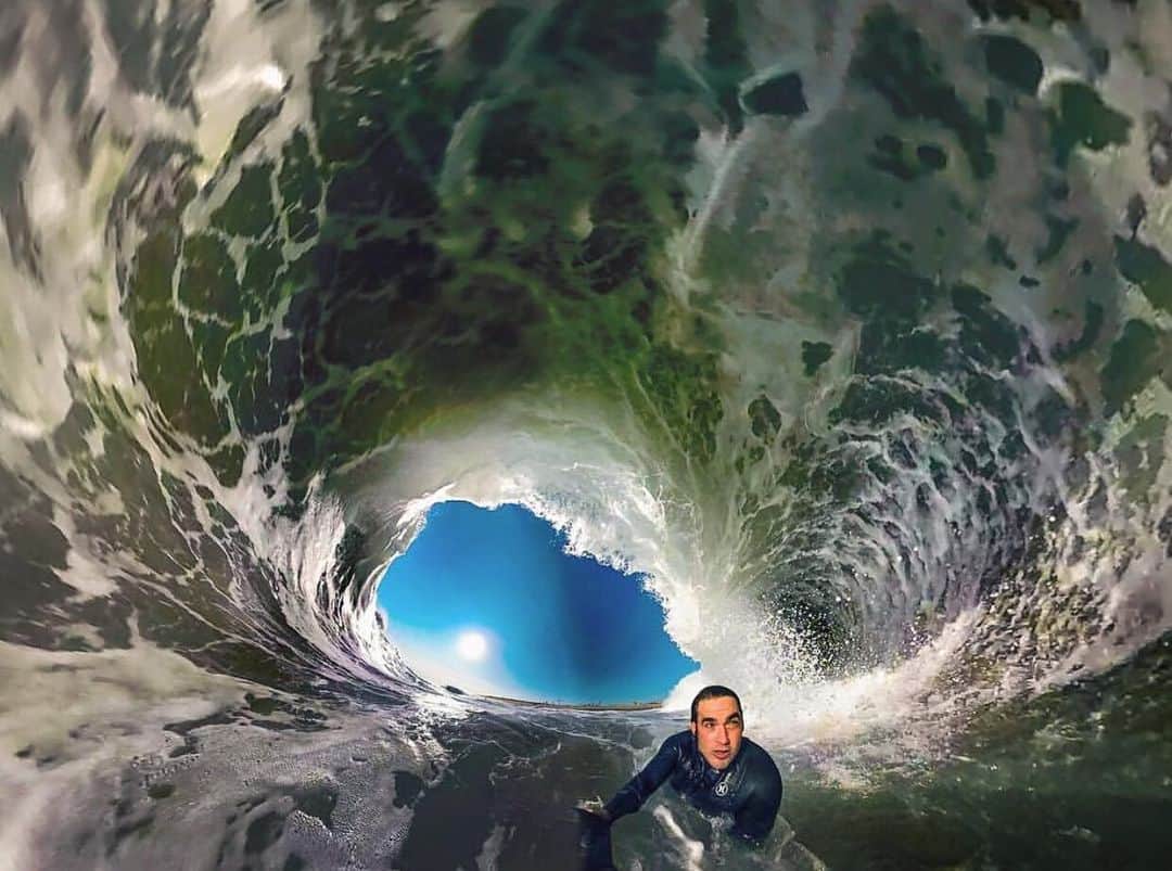 Robbie Crawfordさんのインスタグラム写真 - (Robbie CrawfordInstagram)「This was my first time shooting with the #GoProFusion back in early 2017 ... immediately I saw the potential but with all the tiny planet pictures that were posted in the beginning the camera got pegged as gimmicky and a trend that would quickly die. That was really frustrating for me as I knew the potential and how with that camera we could capture visions in the surf in ways never been seen before that would blow peoples minds. Thankfully friends like @anthony_walsh_ @mikalajones__ and @shreddyhb also saw the potential and worked with the camera. It finally feels like people are beginning to see the future and that makes that uphill battle from that tiny planet all worth while ... in a couple weeks we’ll be dropping a couple edits on @stab and I can’t wait for you guys to see the incredible 🔥🔥🔥 #differentbydesign #GoPro #360」8月3日 10時47分 - robbiecrawford