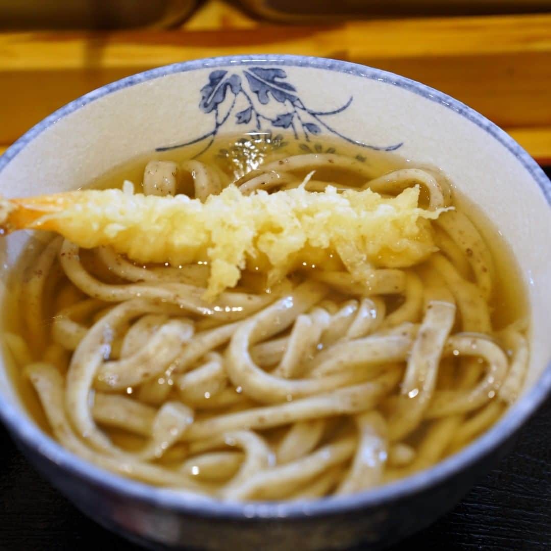 うどんが主食さんのインスタグラム写真 - (うどんが主食Instagram)「#うどんが主食 #天ぷらうどん #梅田 #旨み #天ぷら #うどん　 #天ぷら #和食 #美味い #グルメ #福島区 #美味い #大阪うどん  #日本 #foodstagram #Japan #washoku #udon #food #ramen #noodle #noodles #soup #amazing #good #nice #tenpura #beautiful #fashion #love #gourmet」8月3日 11時09分 - alwaysudon
