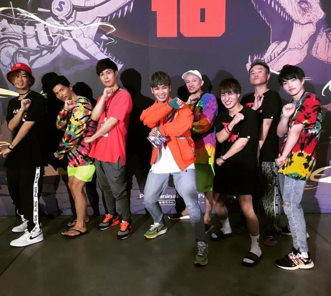 YORIさんのインスタグラム写真 - (YORIInstagram)「台湾の最大級音楽フェス 超犀利趴10 (super slippa)にDA PUMP出演してきました！  初台湾LIVE！ シェイシェイの気持ちでいっぱいです！  充実した時間でした。 ありがとうございました！  #dapump #gboyswag #superslippa10」8月3日 22時05分 - yori_dp