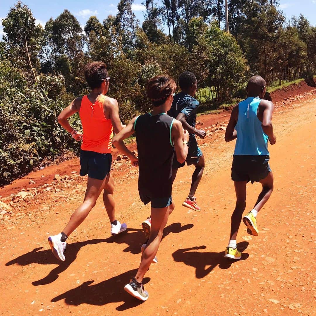 神野大地さんのインスタグラム写真 - (神野大地Instagram)「Long Distance Day！🏃‍♂️🇰🇪 終わったあとはアイシング！✨✨ #iten #marathon #ケニア合宿」8月3日 20時57分 - daichi_0913
