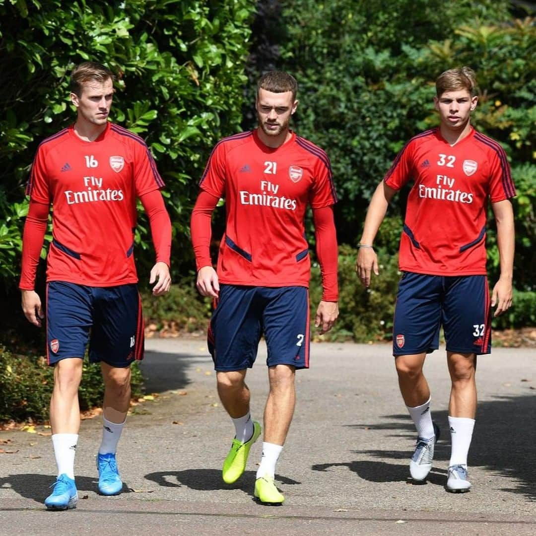 アーセナルFCさんのインスタグラム写真 - (アーセナルFCInstagram)「🦁 🦁 🦁⁠ ⁠ #Arsenal #Holding #Chambers #SmithRowe #preseason #training」8月3日 14時00分 - arsenal