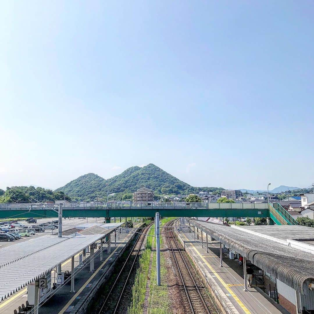 藤田可菜さんのインスタグラム写真 - (藤田可菜Instagram)「里帰りしました🤰 #ボタ山 #飯塚」8月3日 14時10分 - fujikana0219