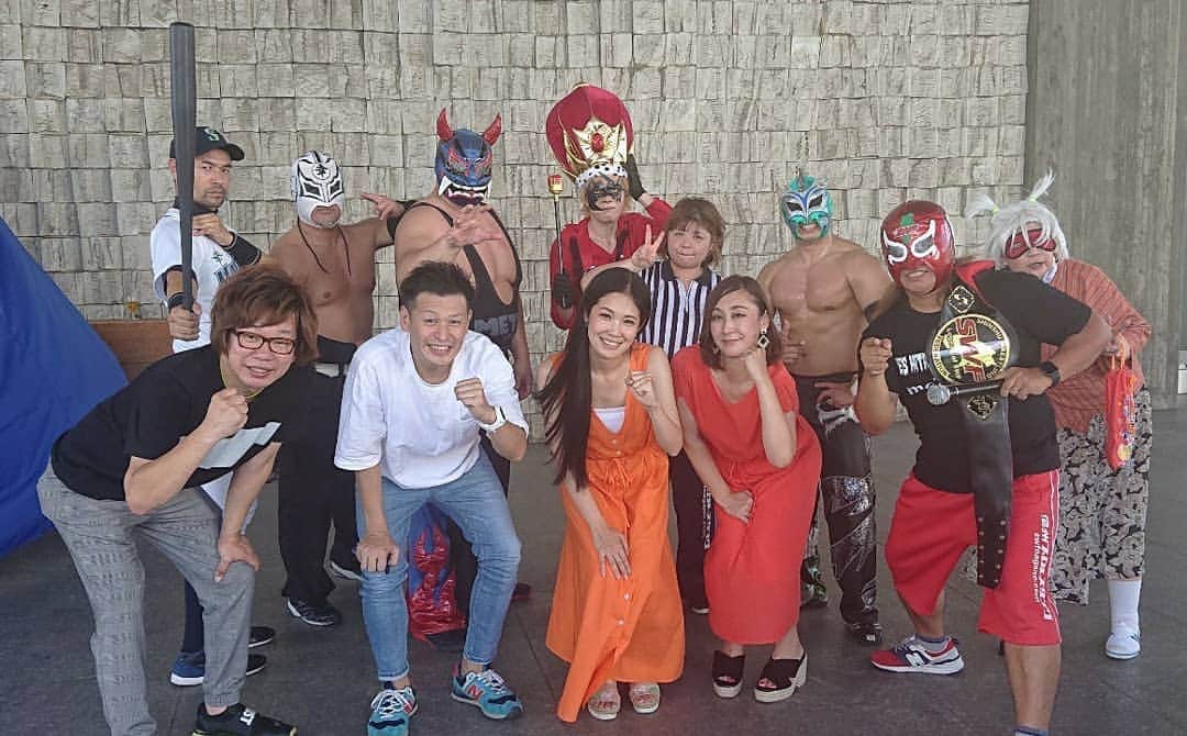 のインスタグラム：「信州安全安心サポーター77の皆さん👮  イベントではライブ、プロレス、トークショーで特殊詐欺被害防止を呼び掛けました。  皆さん、ニセモノにダマされないで！  #信州安全安心サポーター77  #SAS77  #こてつ さん #伊藤ゆうき さん #湯澤かよこ さん #グレート無茶 さん #信州プロレス さん #ニッチロー’」