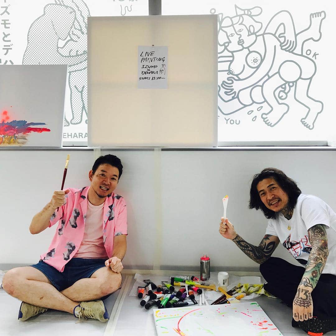 デハラユキノリのインスタグラム：「livepainting at gallery 15:00〜 angelabbygallery イズモとデハラ」