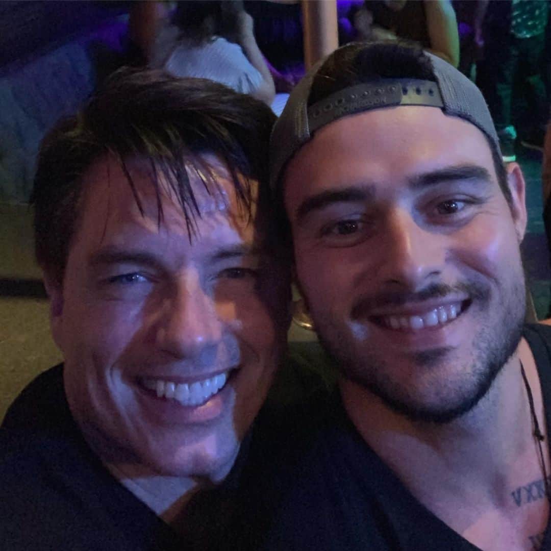 ジョン・バロウマンさんのインスタグラム写真 - (ジョン・バロウマンInstagram)「The man looking after us tonight the #fabulous @instachristiano Jb」8月3日 15時21分 - johnscotbarrowman
