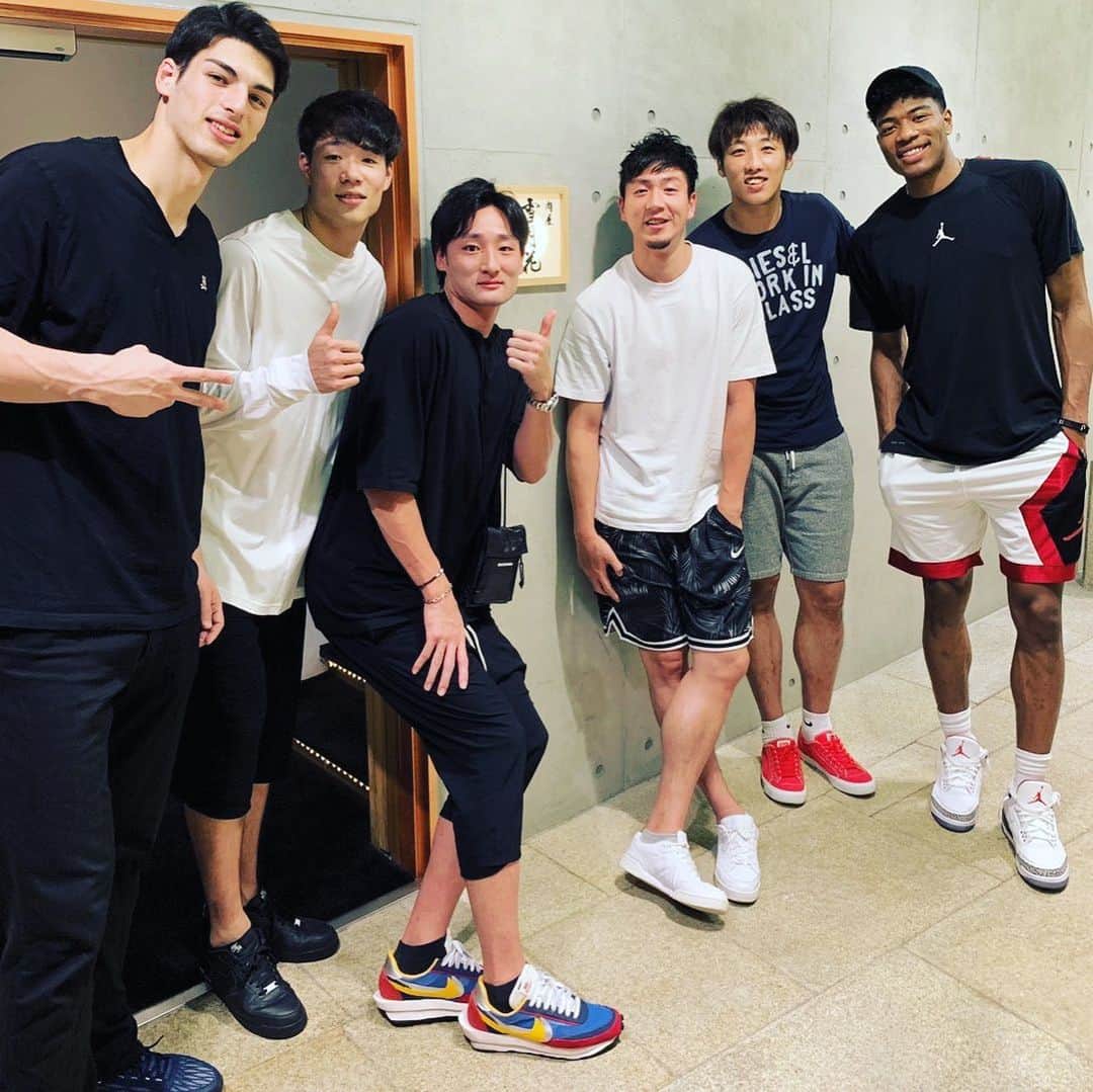田中大貴のインスタグラム：「🇯🇵🏀🍖 #雪月花」