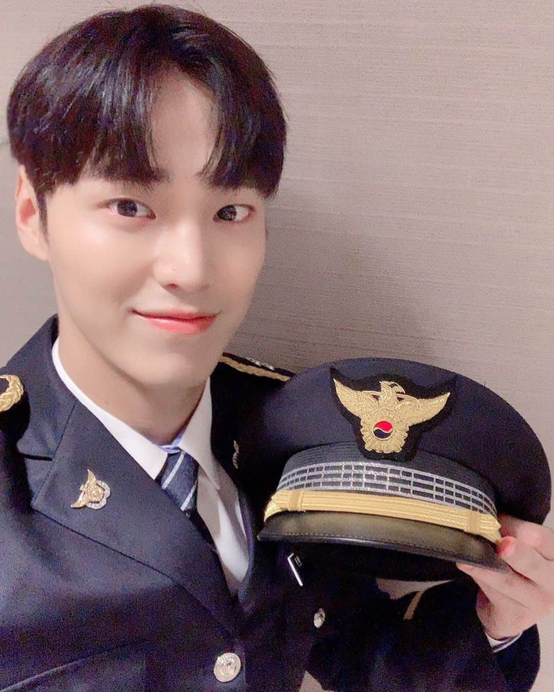 イ・テファンさんのインスタグラム写真 - (イ・テファンInstagram)「👮‍♂️ #도시경찰 #더위조심하세요」8月3日 16時14分 - leetaehwan0221