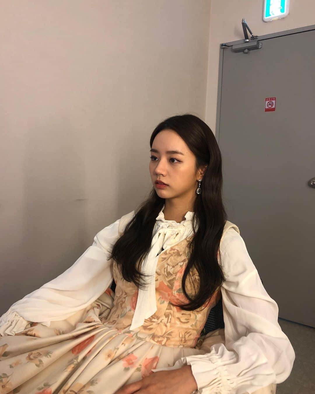 ヘリ さんのインスタグラム写真 - (ヘリ Instagram)「👑」8月3日 16時43分 - hyeri_0609