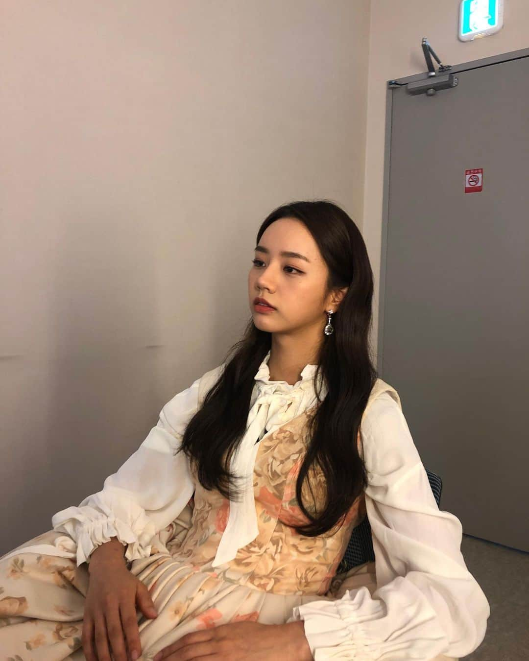 ヘリ さんのインスタグラム写真 - (ヘリ Instagram)「👑」8月3日 16時43分 - hyeri_0609