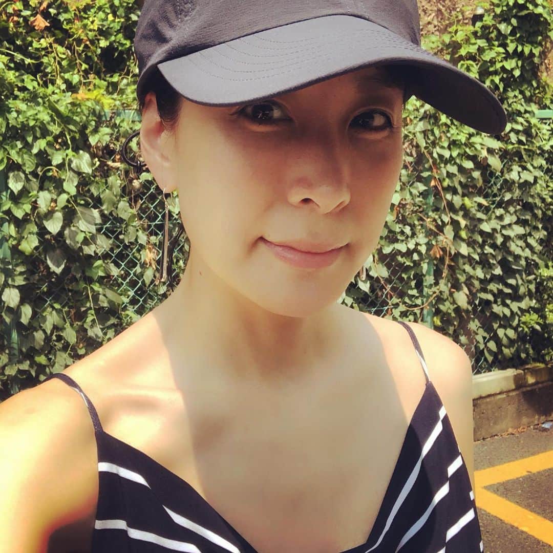 内田恭子さんのインスタグラム写真 - (内田恭子Instagram)「暑いよね。何回言っても暑いよね。外でお仕事の方、気をつけてください！  #暑い #猛暑 #暑中お見舞い #みんな水分忘れずに #夏2019 #内田恭子 #kyokouchida」8月3日 17時05分 - kyoko.uchida.official