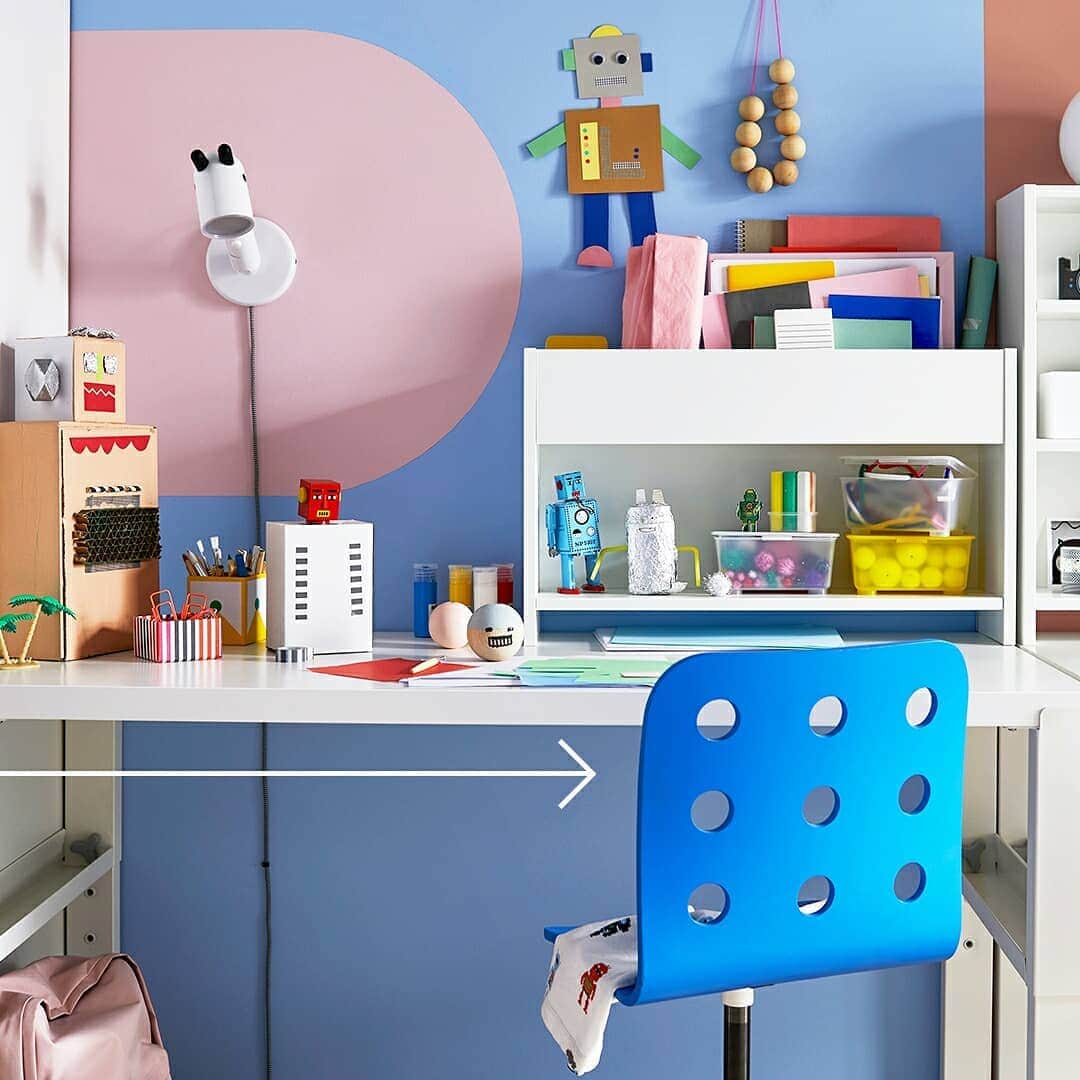 IKEA Austriaさんのインスタグラム写真 - (IKEA AustriaInstagram)「67% aller SchülerInnen und StudentInnen können sich nachts besser konzentrieren. 🌙📚 Wann ist deine beste Lernzeit? #IKEAat 100%#Student // JULES Schreibtischstuhl für Kinder, blau, weiß € 29,99」8月3日 17時15分 - ikeaaustria