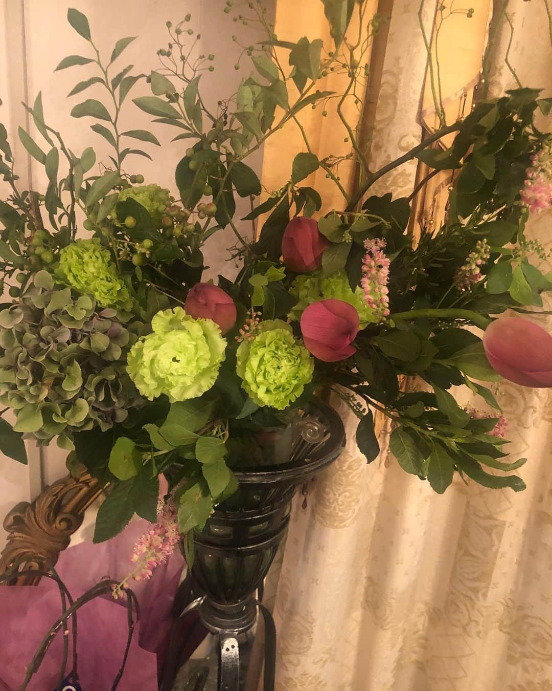 紫吹淳さんのインスタグラム写真 - (紫吹淳Instagram)「今週のお花です。」8月3日 17時14分 - jun_shibuki_official