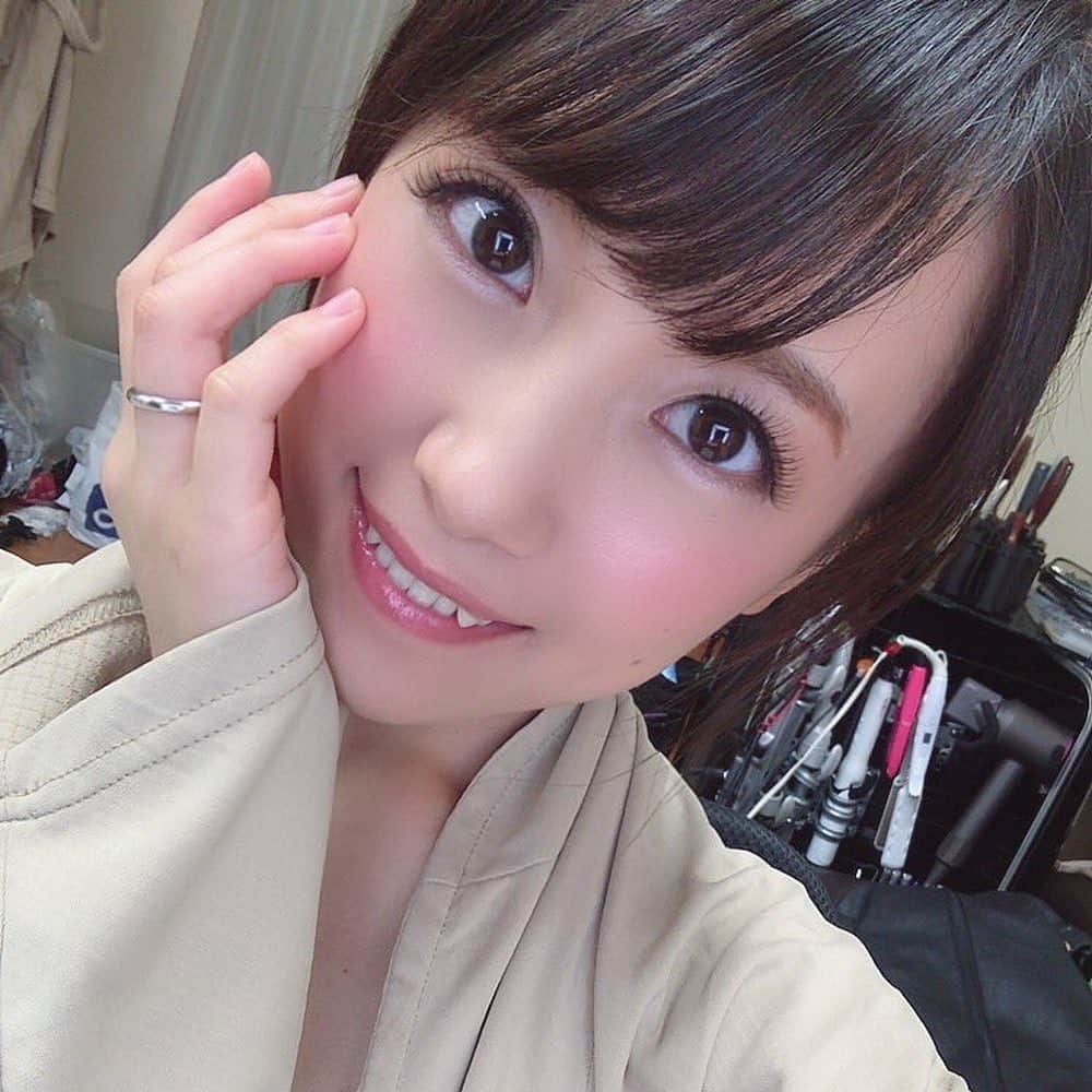 一劍浣春秋さんのインスタグラム写真 - (一劍浣春秋Instagram)「撤回休業宣言！長瀬麻美要大幹特幹！  #一劍浣春秋 #長瀬麻美 #長瀨麻美」8月3日 17時19分 - chee828