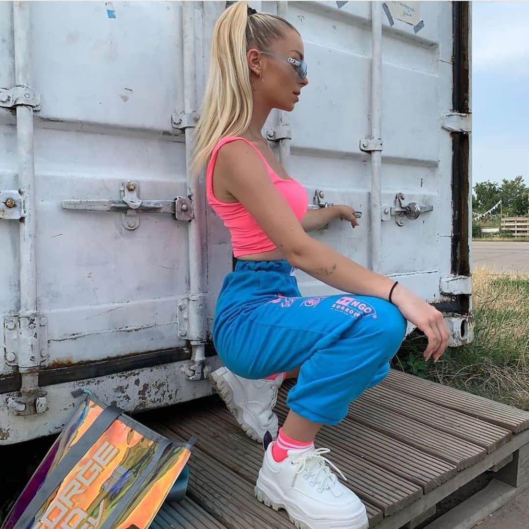ジョージジーナ&ルーシーのインスタグラム：「Totally digging this look! 🌈@awfelicitas with our Galaxy Flightbag ✨ • • • • • #georgeginalucy #gglsquad #outfit #streetstyle #streetwear #streetfashion #ootd #style #hypebae #simplefits #pastel #pastelgrunge #tumblrgirl #vintage #grungegirl #berlin #fashionweek #blonde #hsstyle #snobshots #vsco」