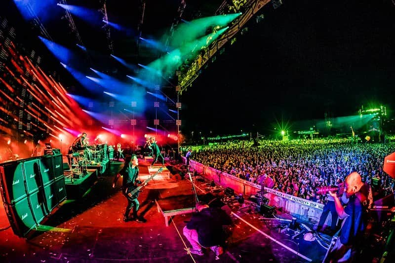 Tatsuya Amanoさんのインスタグラム写真 - (Tatsuya AmanoInstagram)「Pol’and’Rock FESTIVAL 2019🇵🇱﻿ ﻿ I had so many many many great experiences!!﻿ Love you guys🖤 See you next time🤘🏻﻿ ﻿ キャリア過去最大規模のフェス。﻿ 魂のビートを刻んできました🥁🔥﻿ ﻿ Photo by @cazrowaoki」8月3日 17時39分 - tatsucrossfaith