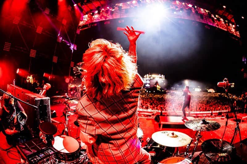 Tatsuya Amanoさんのインスタグラム写真 - (Tatsuya AmanoInstagram)「Pol’and’Rock FESTIVAL 2019🇵🇱﻿ ﻿ I had so many many many great experiences!!﻿ Love you guys🖤 See you next time🤘🏻﻿ ﻿ キャリア過去最大規模のフェス。﻿ 魂のビートを刻んできました🥁🔥﻿ ﻿ Photo by @cazrowaoki」8月3日 17時39分 - tatsucrossfaith