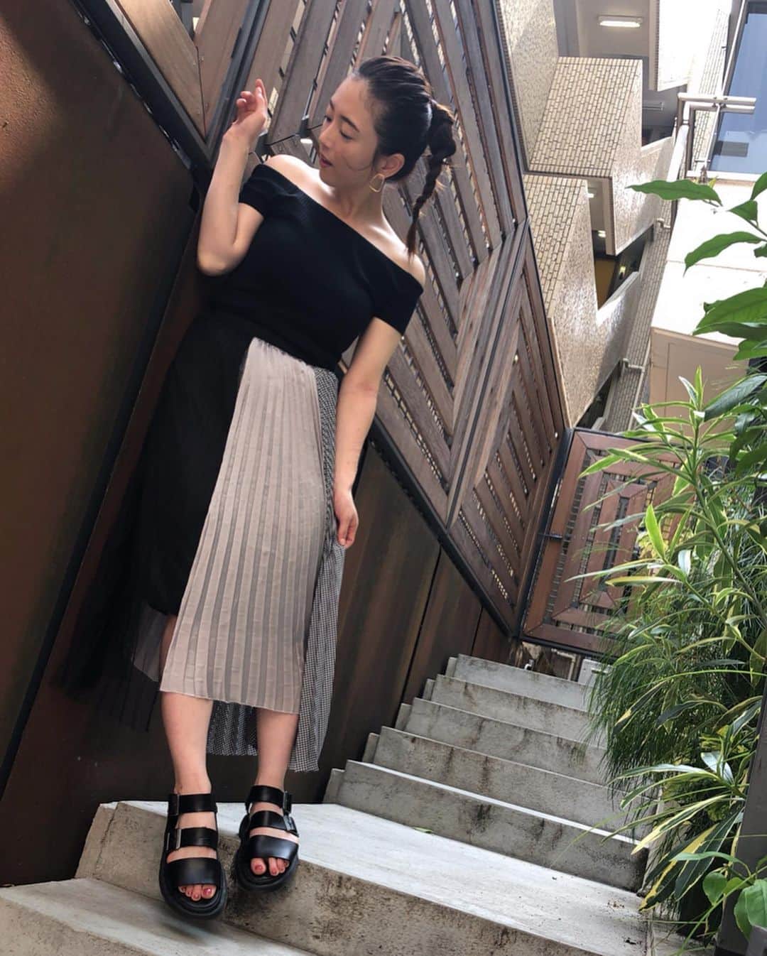園都さんのインスタグラム写真 - (園都Instagram)「可愛いスカートGET◡̈⃝︎﻿ 生地の柄とか異素材の組み合わせですき🖤﻿ ﻿ skirt／ @beep_ss #BEEP」8月3日 17時51分 - miyakosono_official