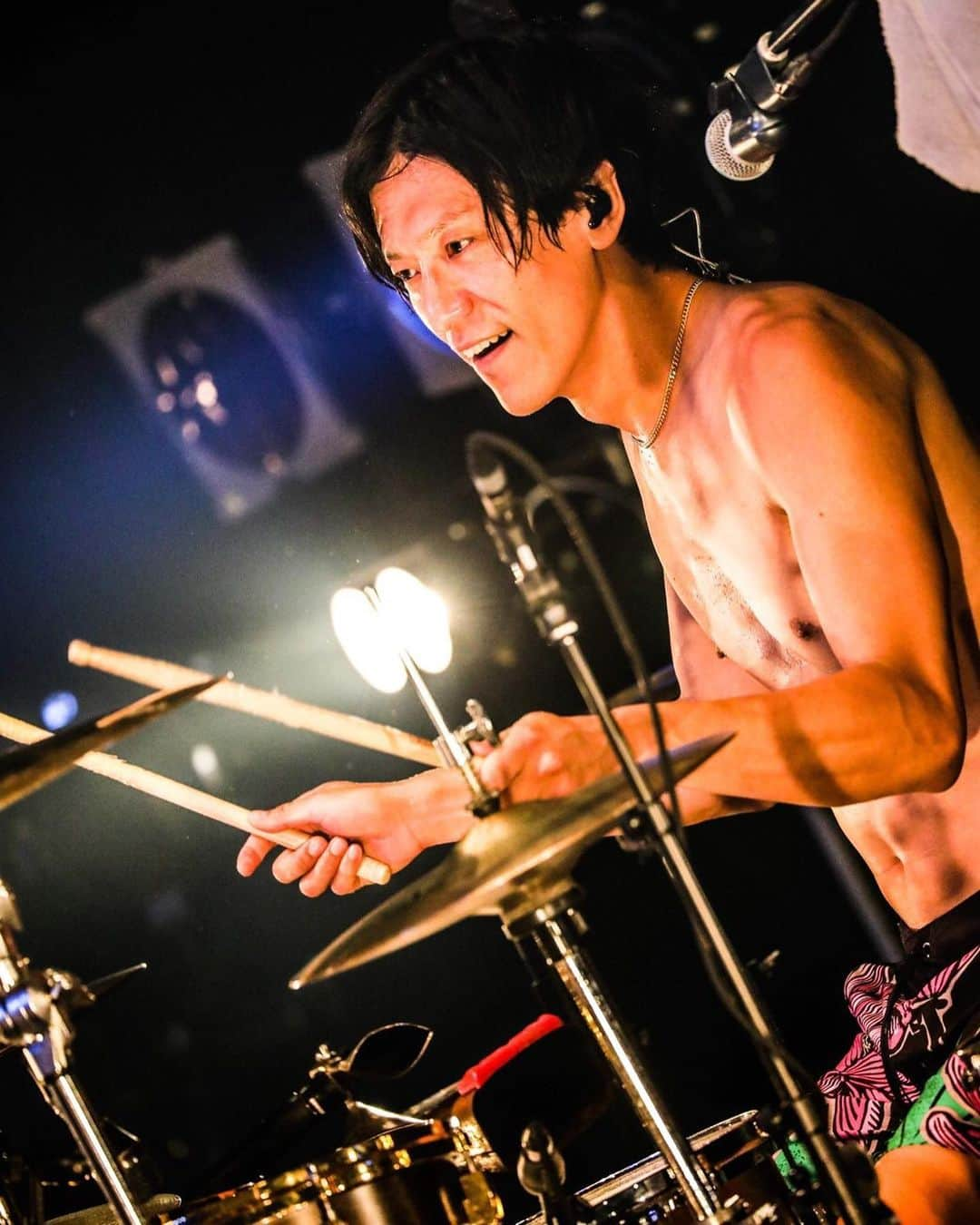 Bunta さんのインスタグラム写真 - (Bunta Instagram)「HIGH HIGH HIGH♨️♨️♨️ 提供FM802 photo by 渡邉一生  #totalfat #highhighhigh  #yamahadrums #zildjiancymbals #drums #drumforhappy」8月3日 17時44分 - buntatf