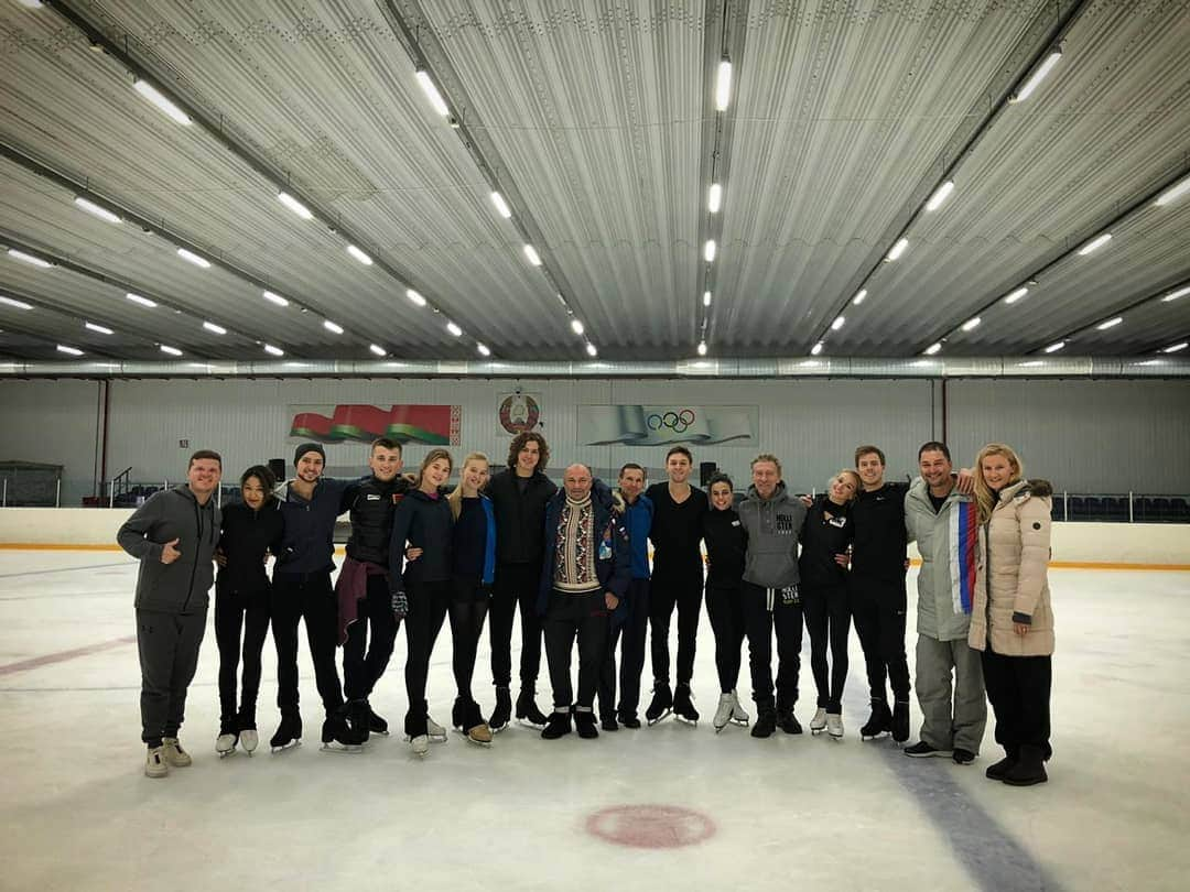 パヴェル・ドローストのインスタグラム：「Camp 2019 - ✔️ Happy to be a part of this team ⛸️🙂 #figureskating #sport #sportlife #zhulinteam #summer #lavitaebella #pablopatinador #patinajeartistico #замыслил」