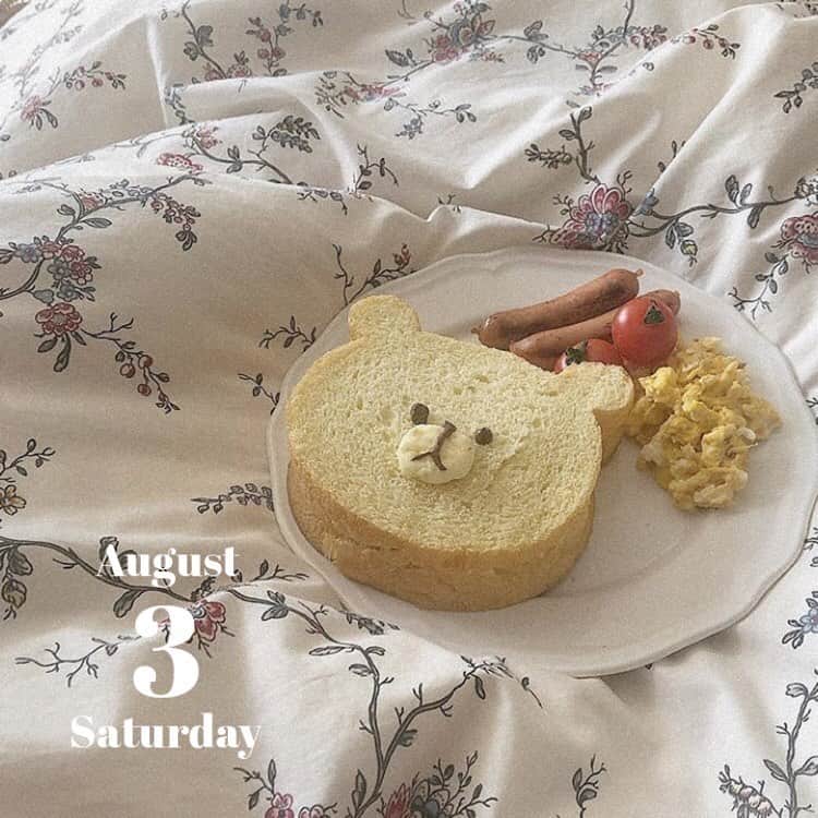のインスタグラム：「#おうちかふぇ ﻿ ﻿  どこから食べようかな？🐻﻿❤︎ ﻿﻿ #snowcam #snowアプリ #instagood #l4l﻿﻿ #朝食 #morning  #todaymood #くまさん  #お洒落さんと繋がりたい #おしゃれさんと繋がりたい #おうちカフェ #おうちcafe #トースト #とーすとあーと」