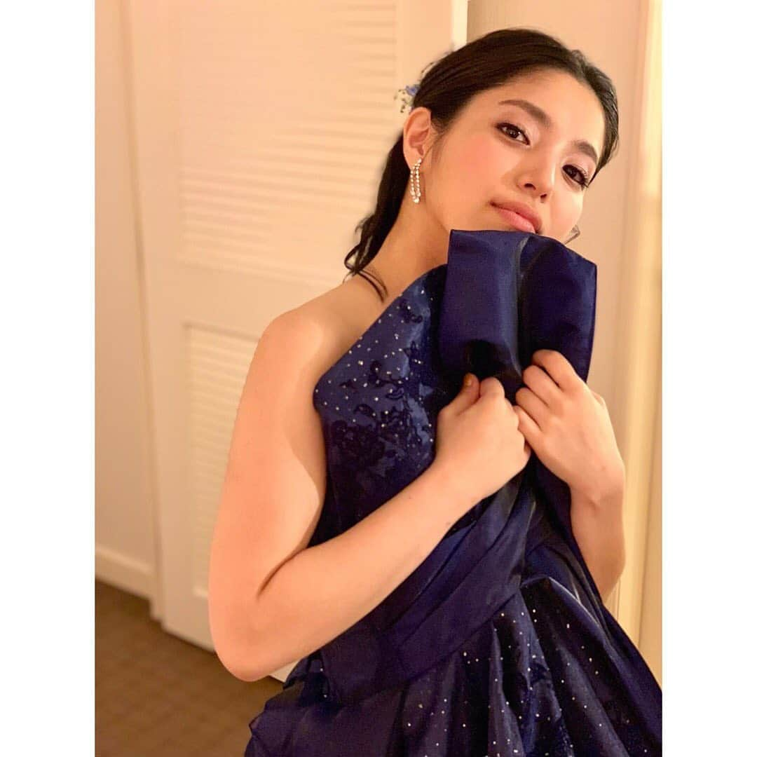 城南海さんのインスタグラム写真 - (城南海Instagram)「August 3,2019  #城南海 #月刊城南海  #kizukiminami #minamikizuki #singer #music #japan #tokyo #photooftheday #shotoniphone #fashion #makeup #instagood #flower #bath #dinnershow #girl #water #💐 #purple hairmake&photo 加藤リーヌ @cat_rinu」8月3日 19時15分 - kizukiminami